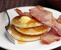 Recette pancakes au bacon et sirop d’érable